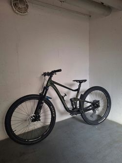 Giant Trance L 2022
