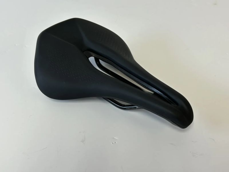 Nové sedlo Specialized Power Comp, šířka 155 mm