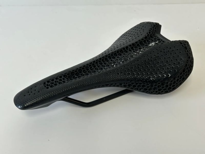 sedlo Specialized Romin Evo Pro Mirror, šířka 143 mm