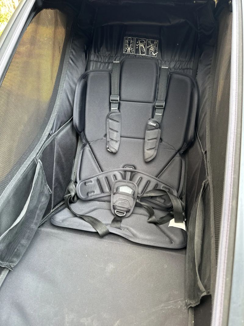 Prodám Thule Chariot Sport 1 Midnight Black