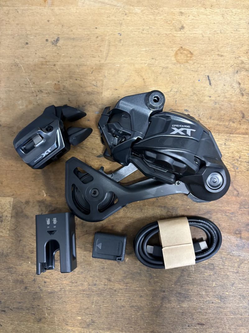 Shimano XT Di2 