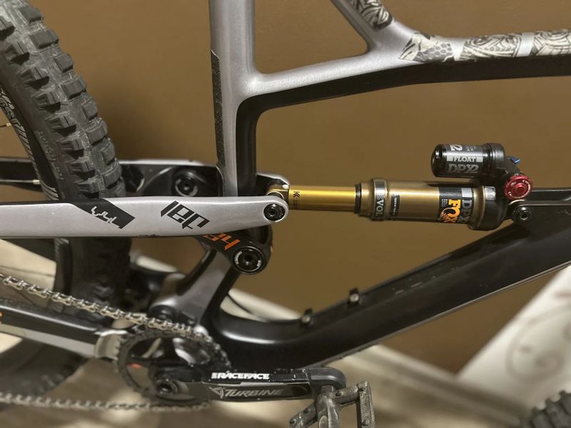 YT Industries Jeffsy pro race