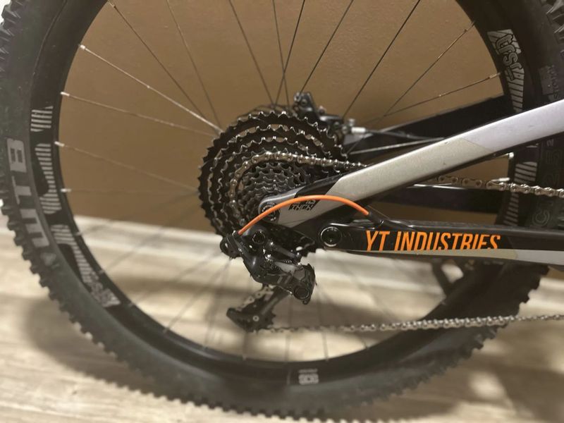 YT Industries Jeffsy pro race
