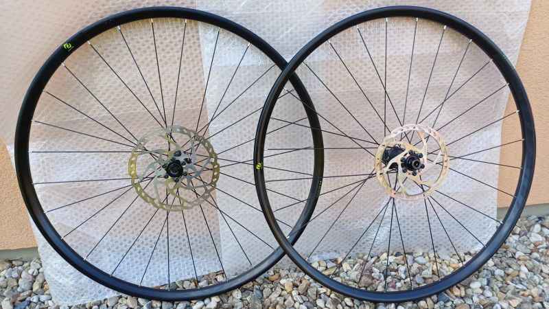 MTB kola Syncros Silverton 2.5