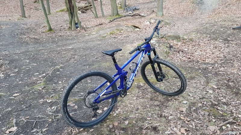 Trek Top Fuel 9.7 ML-zanovni