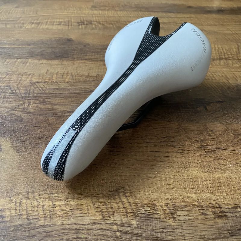 sedlo Bontrager Affinity 2