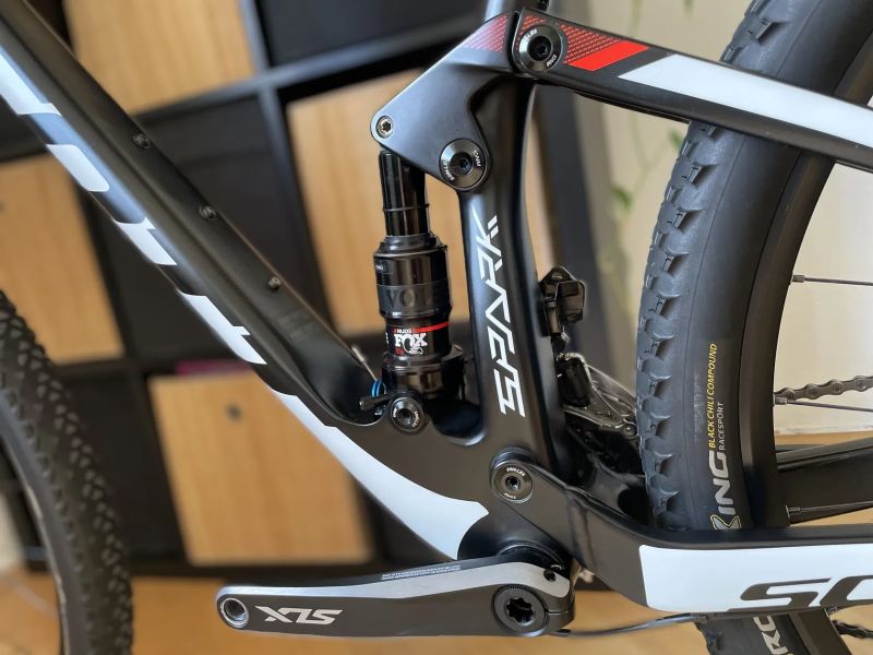 Scott Spark 920 carbon / vel.M / teleskop