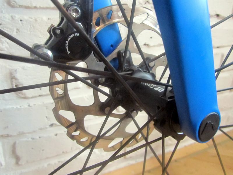 CANYON ENDURACE CF SL na Shimano 105, 58 cm. Super stav