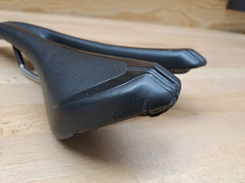 Sedlo Specialized Romin Evo 143 mm