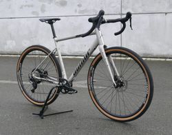 Author Aura XR7