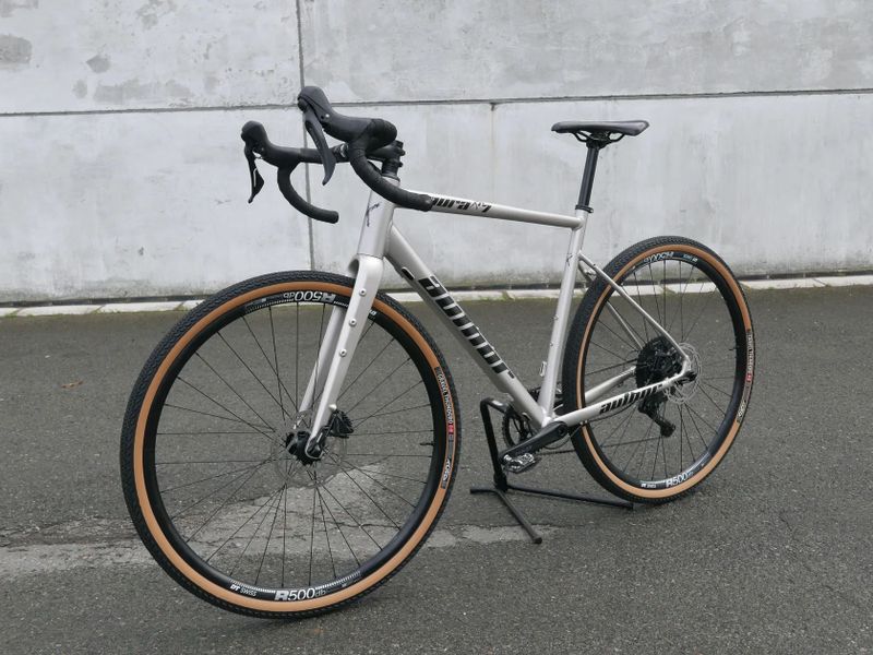 Author Aura XR7