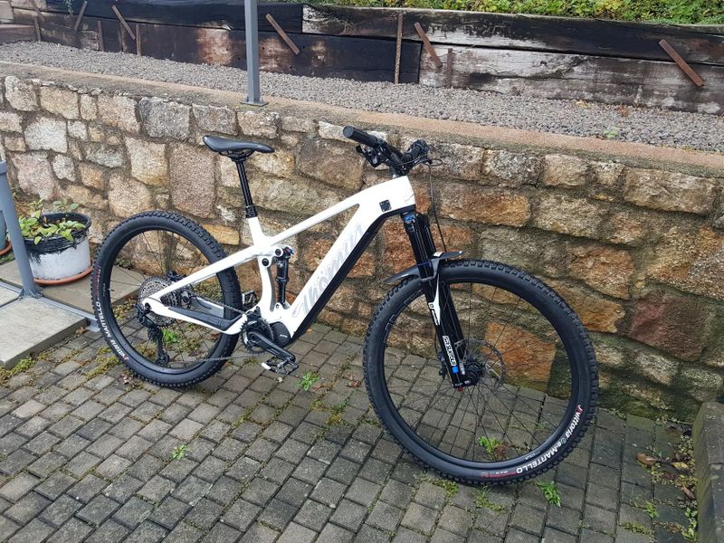Thomus Lightrider E2 Pro Carbon elektrokolo vel. M