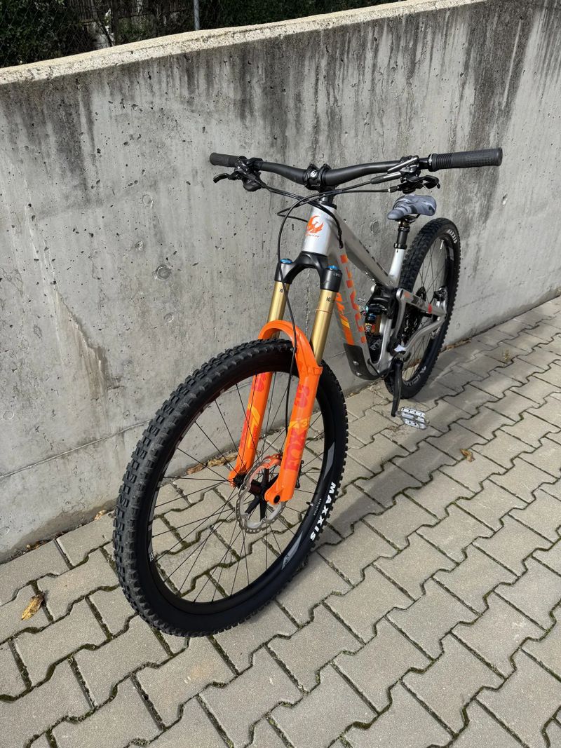 Absolutní pecka - Pivot Firebird 29 Pro XT/XTR, vel. M + komplet nová kola!