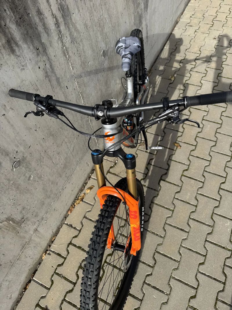 Absolutní pecka - Pivot Firebird 29 Pro XT/XTR, vel. M + komplet nová kola!