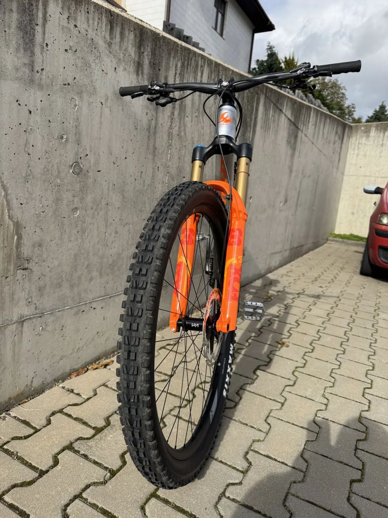 Absolutní pecka - Pivot Firebird 29 Pro XT/XTR, vel. M + komplet nová kola!