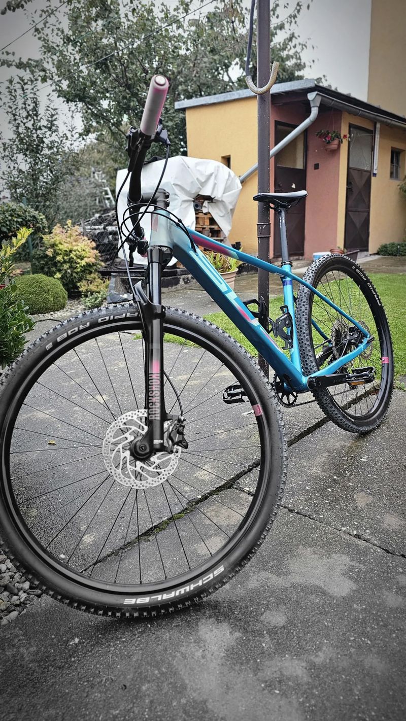 Prodám Superior XP909 29" AL