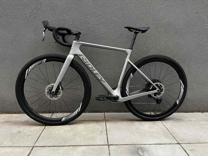 Gravel kolo Ridley Astr Empress Grey/Anthracite Metallic vel. S(M)