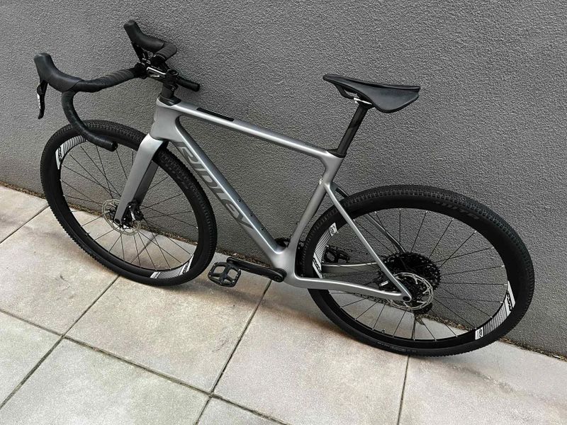 Gravel kolo Ridley Astr Empress Grey/Anthracite Metallic vel. S(M)