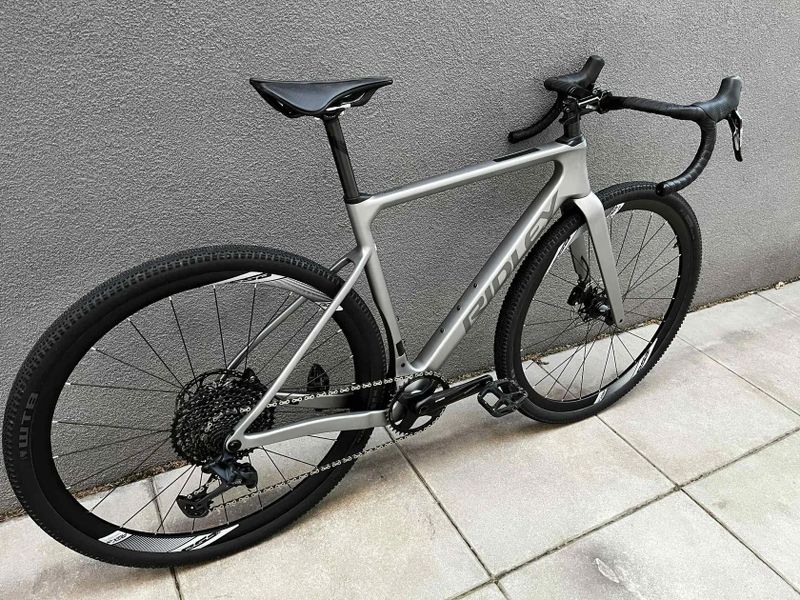 Gravel kolo Ridley Astr Empress Grey/Anthracite Metallic vel. S(M)