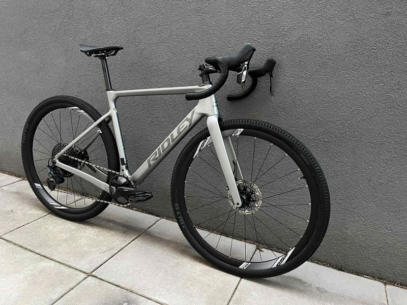 Gravel kolo Ridley Astr Empress Grey/Anthracite Metallic vel. S(M)