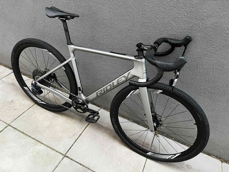 Gravel kolo Ridley Astr Empress Grey/Anthracite Metallic vel. S(M)
