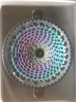 nová kazeta SRAM XG-1175 11s 10-42, XG-1295 12s 10-52 a XG-1299 12s 10-52