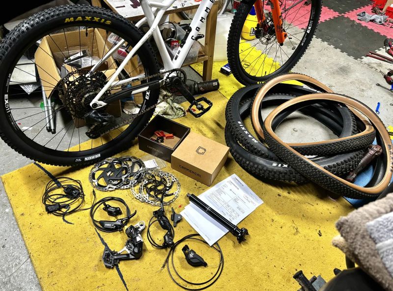 Commencal META HT V3 SIGNATURE PURE WHITE 2026