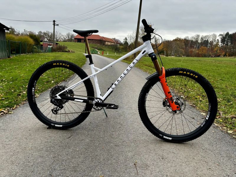 Commencal META HT V3 SIGNATURE PURE WHITE 2026