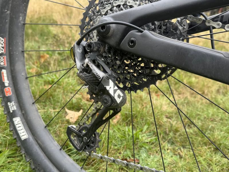 Rocky Mountain Element Carbon 50