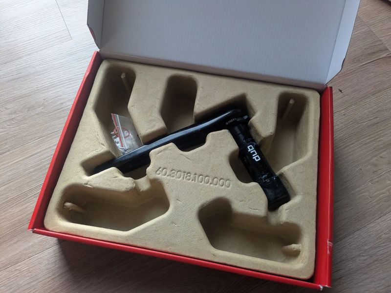 Sram Rival 46/33 s wattmetrem