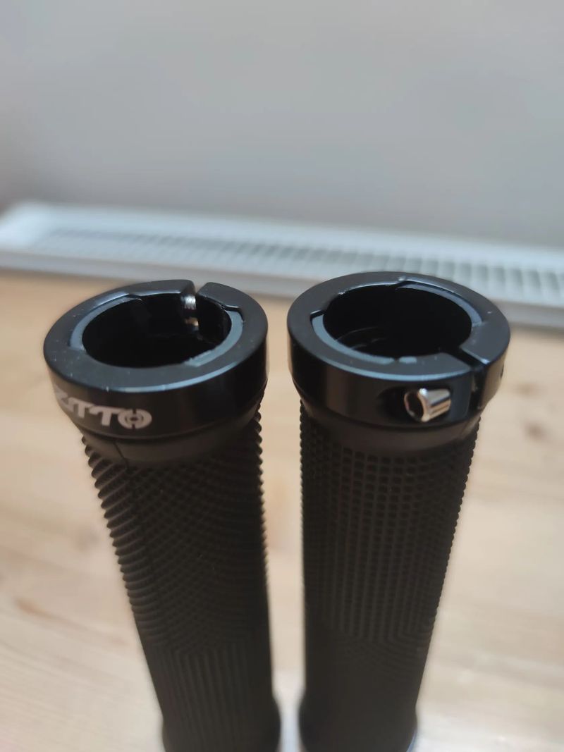 Nové gripy + sada na opravu pneu