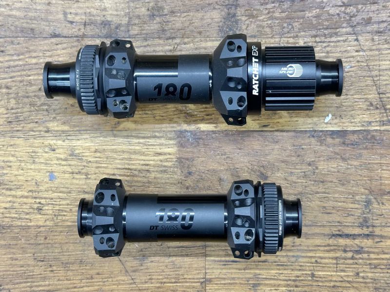 náboje DT Swiss 180 | MTB Boost | Straightpull | Centerlock | Microspline | 292 gramů