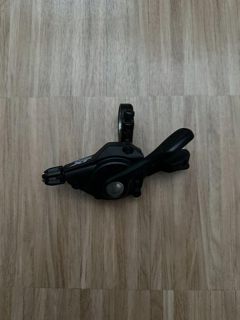 Přehazovačka a řazení Shimano XT 12sp.