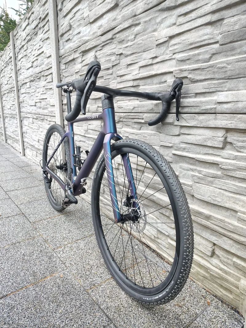 Karbonový Gravel Bike 