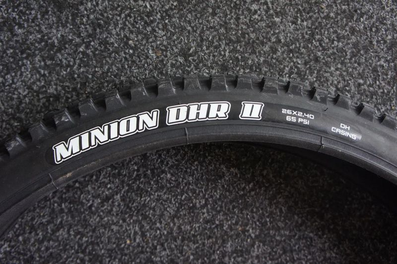 Maxxis Minion DHR II Super Tacky 26" x 2,4"
