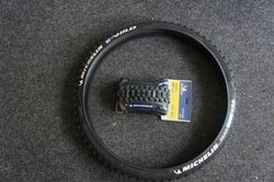 Plášť Michelin E-Wild Rear 29x2,60 (65-622) Racing Line Bead to Bead Magi-X TLR - skládací, černá