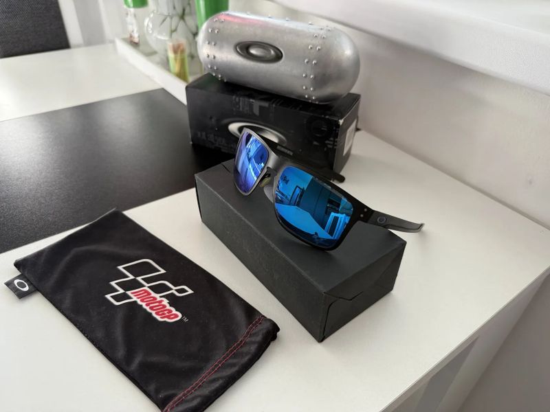 Oakley Holbrook Metal Moto GP 