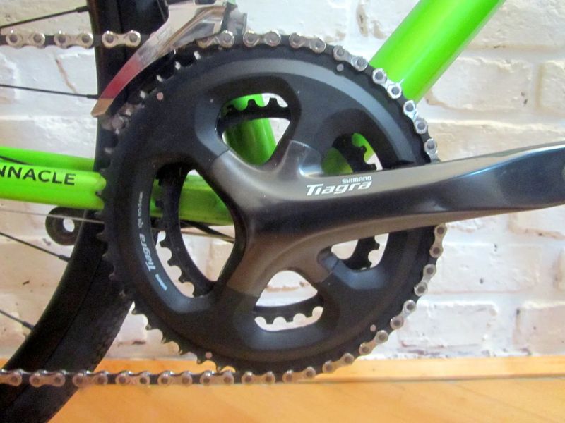 PINNACLE DOLOMITE FOUR na shimano TIAGRA, 52 cm. Super stav