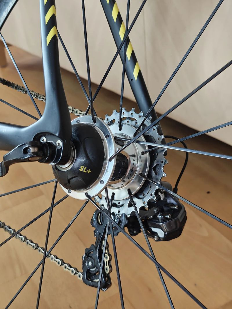 Silniční kolo REVEN FURY Aero