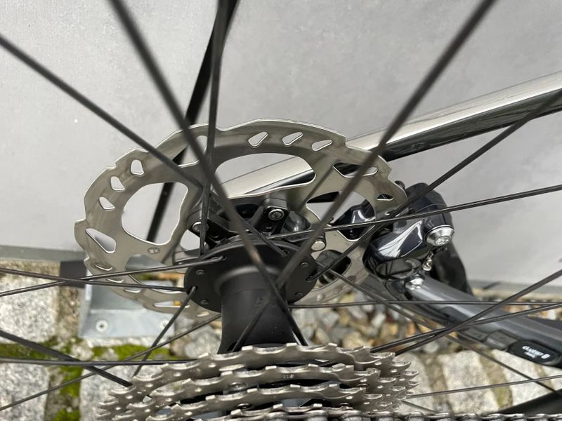 Trek Emonda SL 6 Disc PRO Ultegra 2x11speed, vel. 52 (cca 163-168 cm)