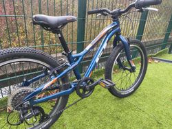 GT Stomper Ace, Prime blu 2023