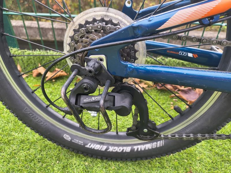 GT Stomper Ace, Prime blu 2023