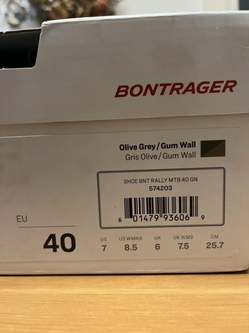 MTB tretry Bontrager Rally Olive Gray vel. 40