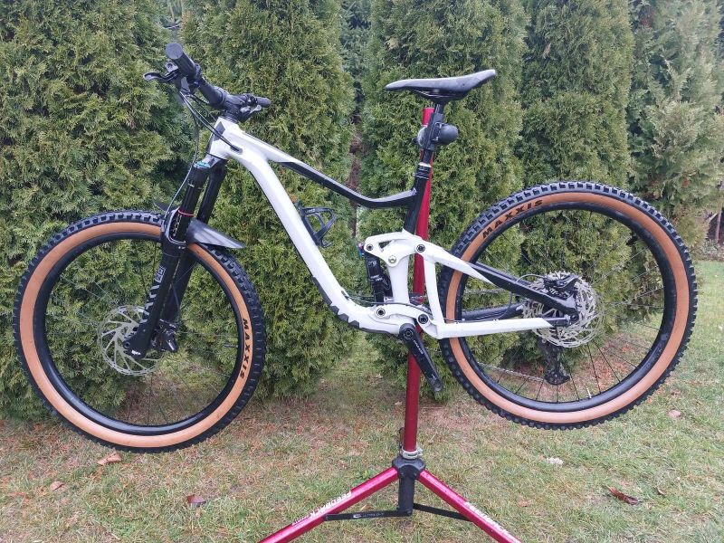 Giant Trance X 3, vel. S, 27.5", 160/145 zdvih Rockshox/Fox, Shimano, pro výšku od 140cm, bezduše