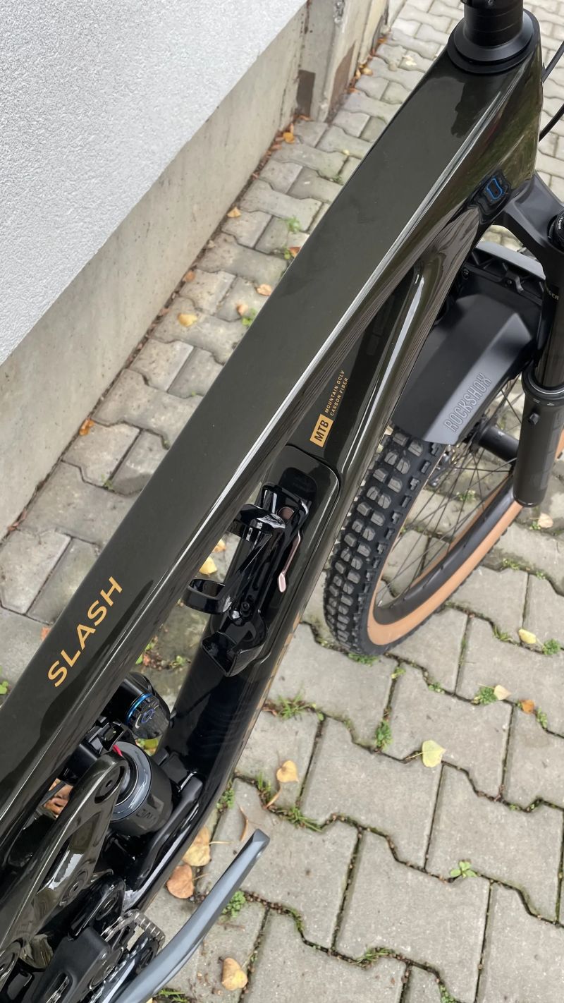 Zánovní kola Trek Slash 9.8 Gen 6 T-type 