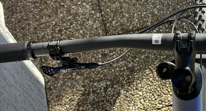BikeYoke Divine SL 125mm, ø 30,9 mm včetně páčky, bowdenu a lanka