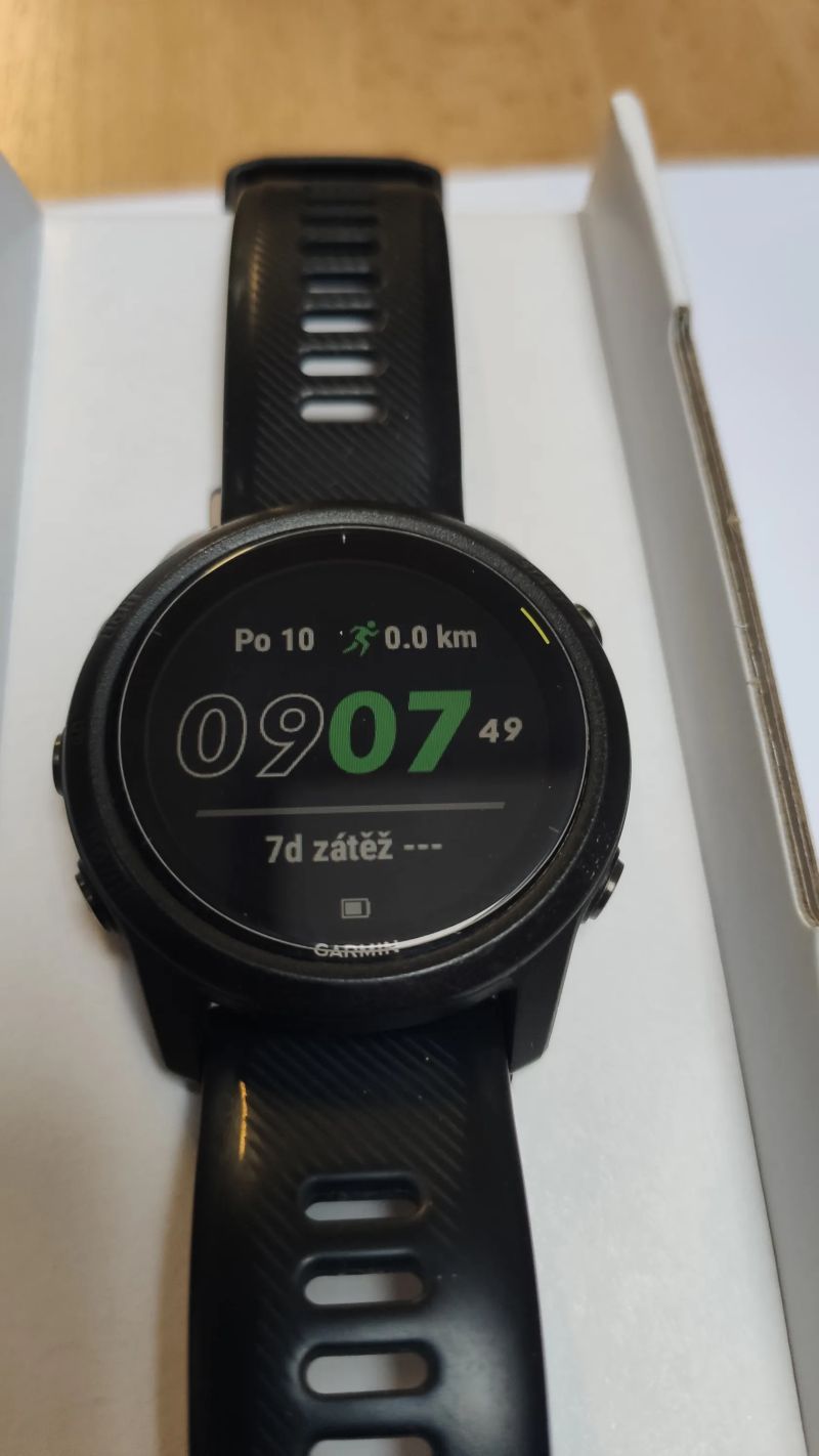 Garmin Forerunner 745