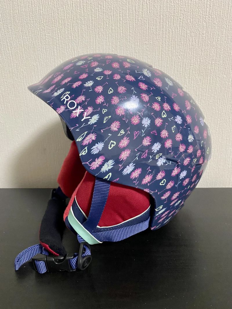 Dámské lyžařské/snowboardové vybavení (helma, brýle, rukavice)