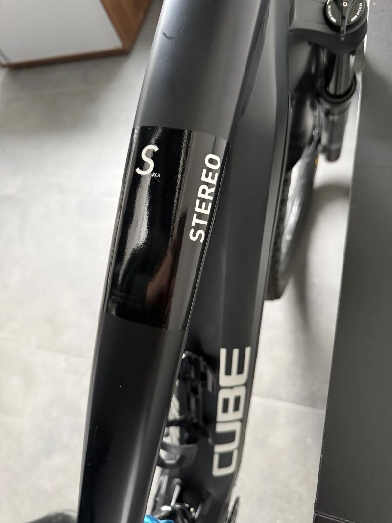 Cube Stereo hybrid 120 SLX 750, vel. L black n'metal