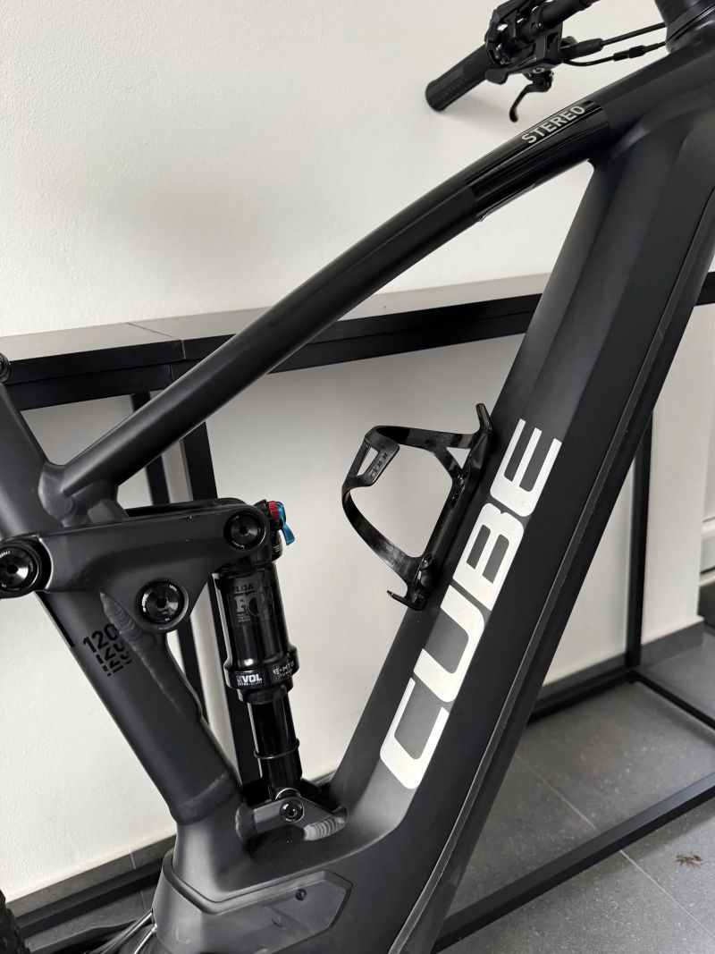 Cube Stereo hybrid 120 SLX 750, vel. L black n'metal